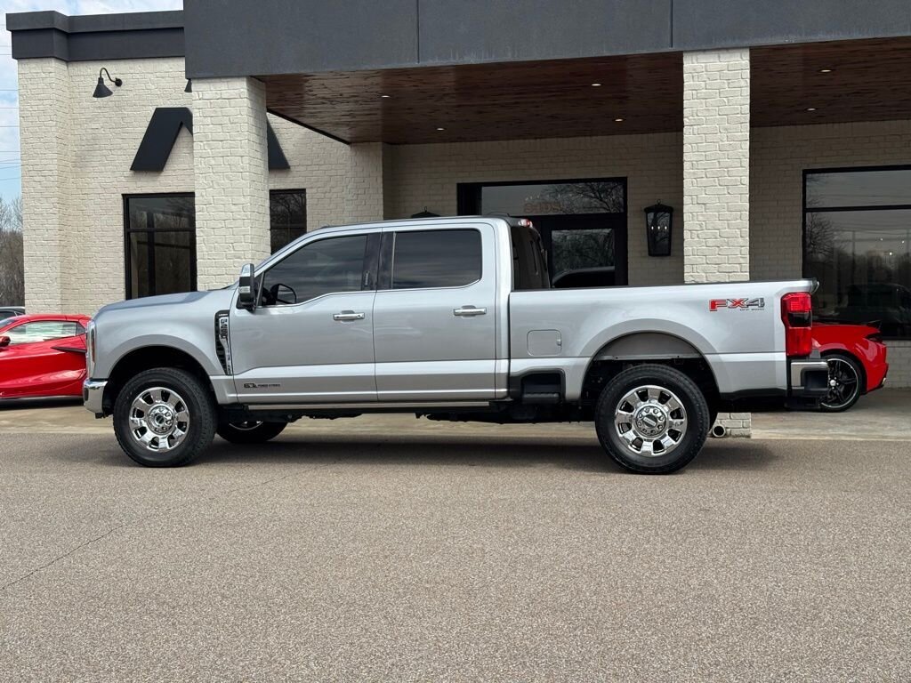 2024 Ford F-250 Lariat   - Photo 8 - Martin, TN 38237