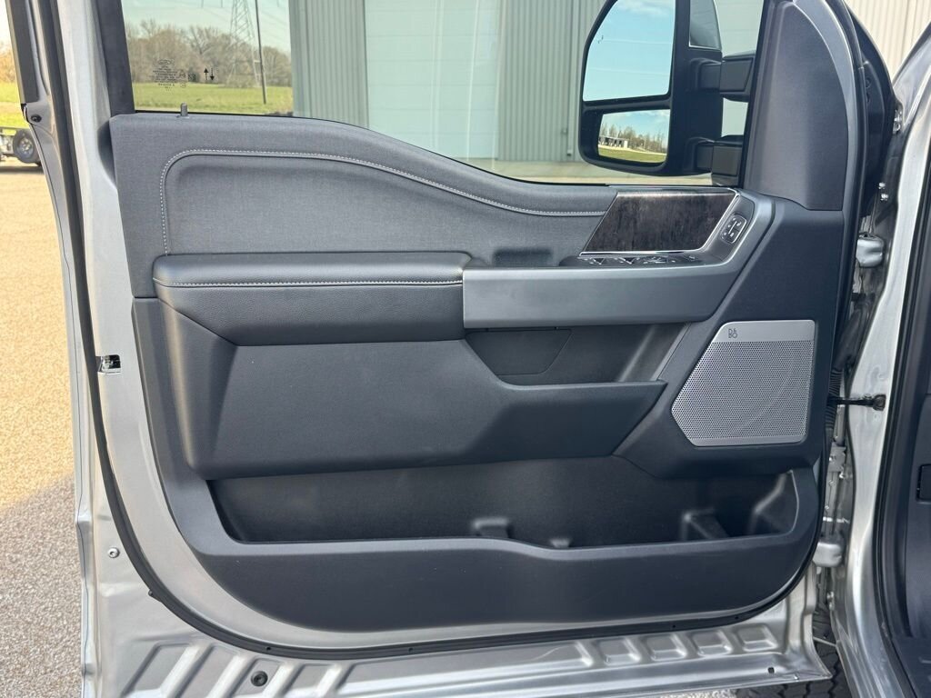 2024 Ford F-250 Lariat   - Photo 39 - Martin, TN 38237