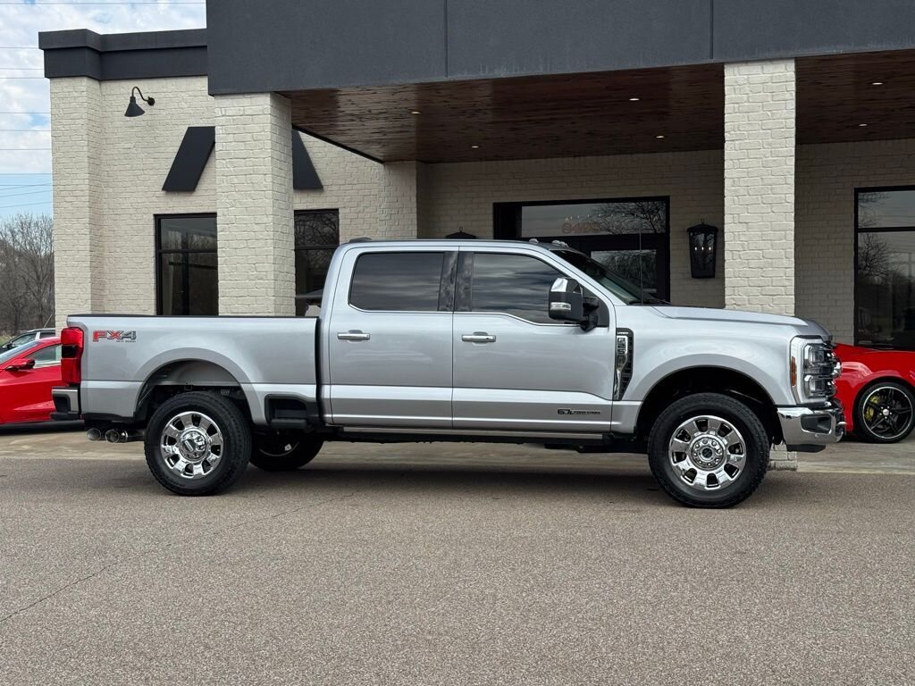 2024 Ford F-250 Lariat   - Photo 18 - Martin, TN 38237