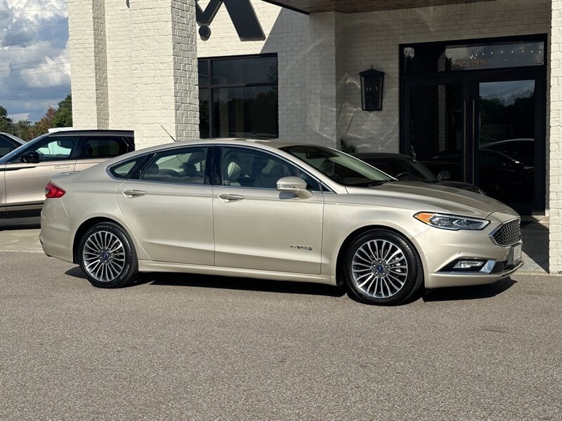 2018 Ford Fusion Hybrid Platinum   - Photo 3 - Martin, TN 38237