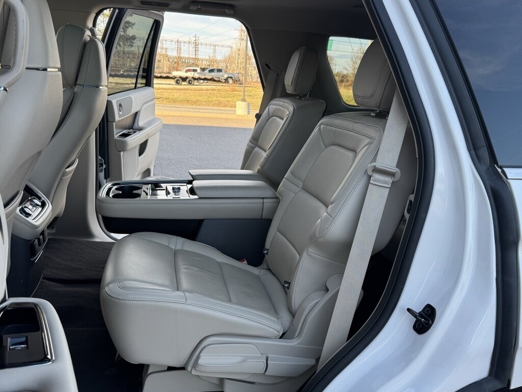 2018 Lincoln Navigator Reserve   - Photo 37 - Martin, TN 38237