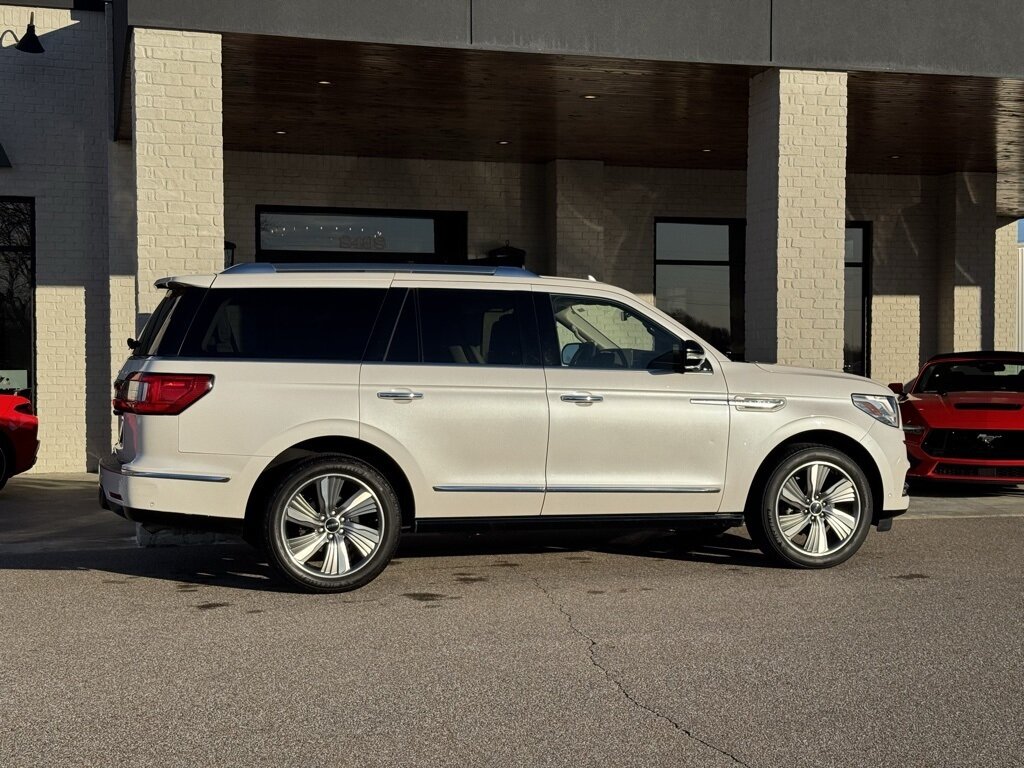 2018 Lincoln Navigator Reserve   - Photo 15 - Martin, TN 38237