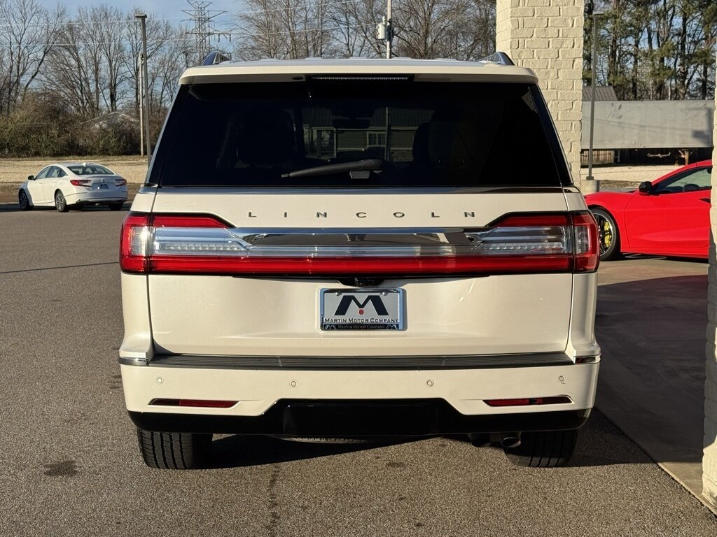 2018 Lincoln Navigator Reserve   - Photo 12 - Martin, TN 38237