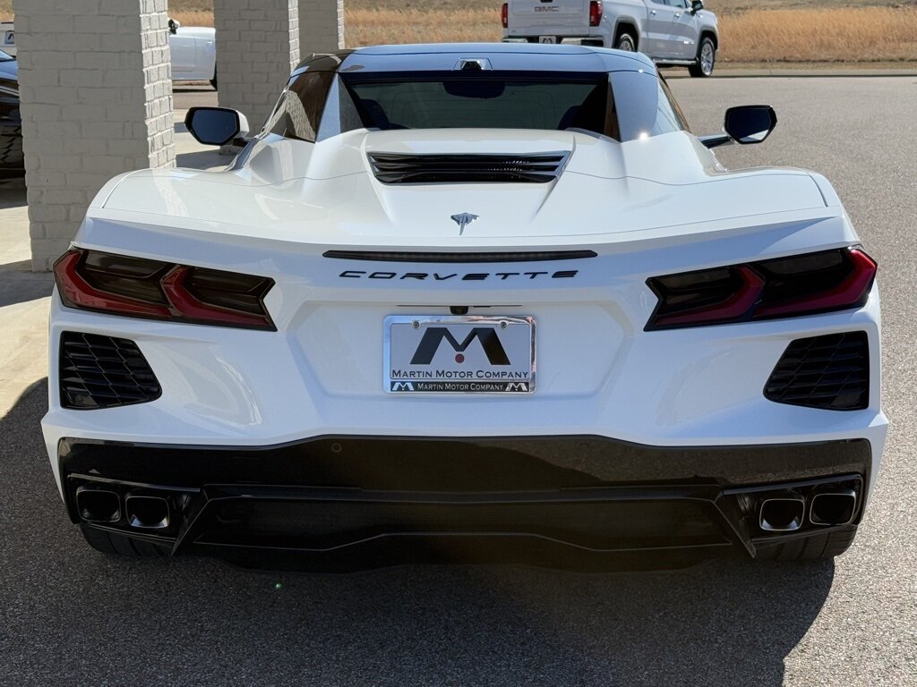 2021 Chevrolet Corvette Stingray 2LT   - Photo 9 - Martin, TN 38237