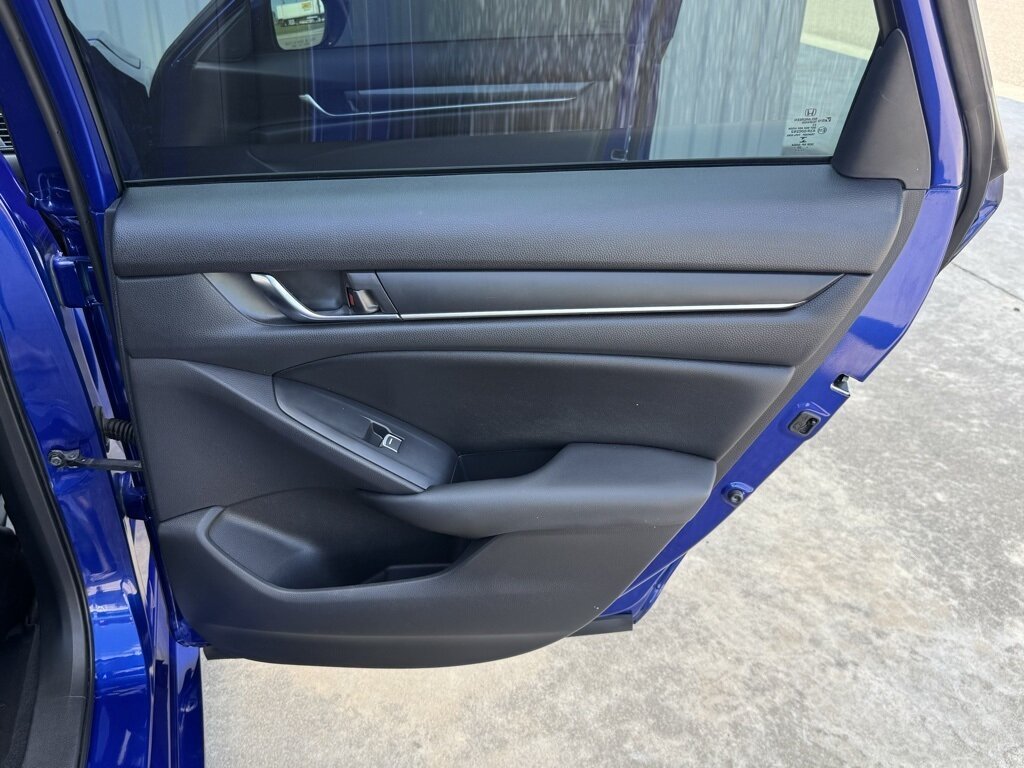2020 Honda Accord Sport 2.0T   - Photo 39 - Martin, TN 38237