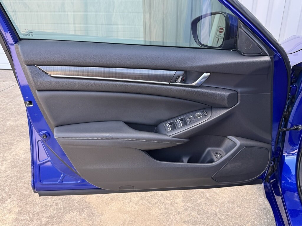 2020 Honda Accord Sport 2.0T   - Photo 33 - Martin, TN 38237