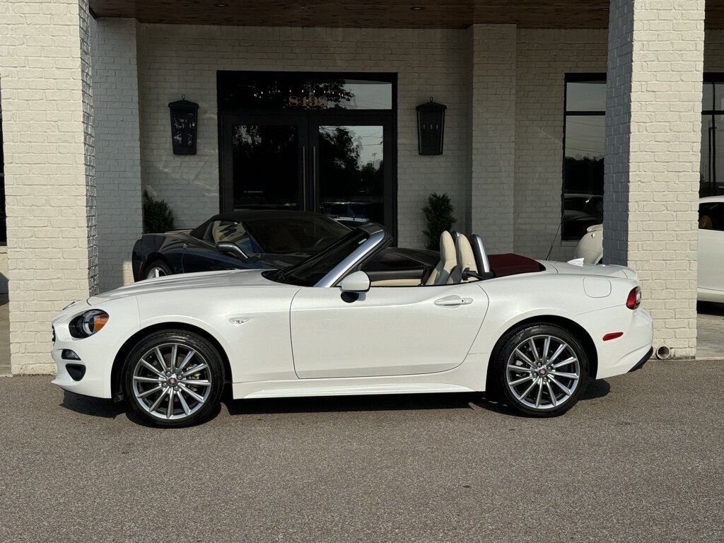 2019 FIAT 124 Spider Lusso   - Photo 13 - Martin, TN 38237