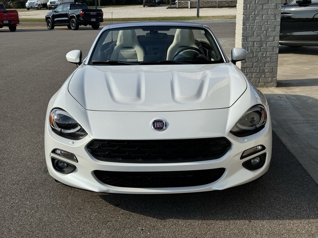 2019 FIAT 124 Spider Lusso   - Photo 26 - Martin, TN 38237