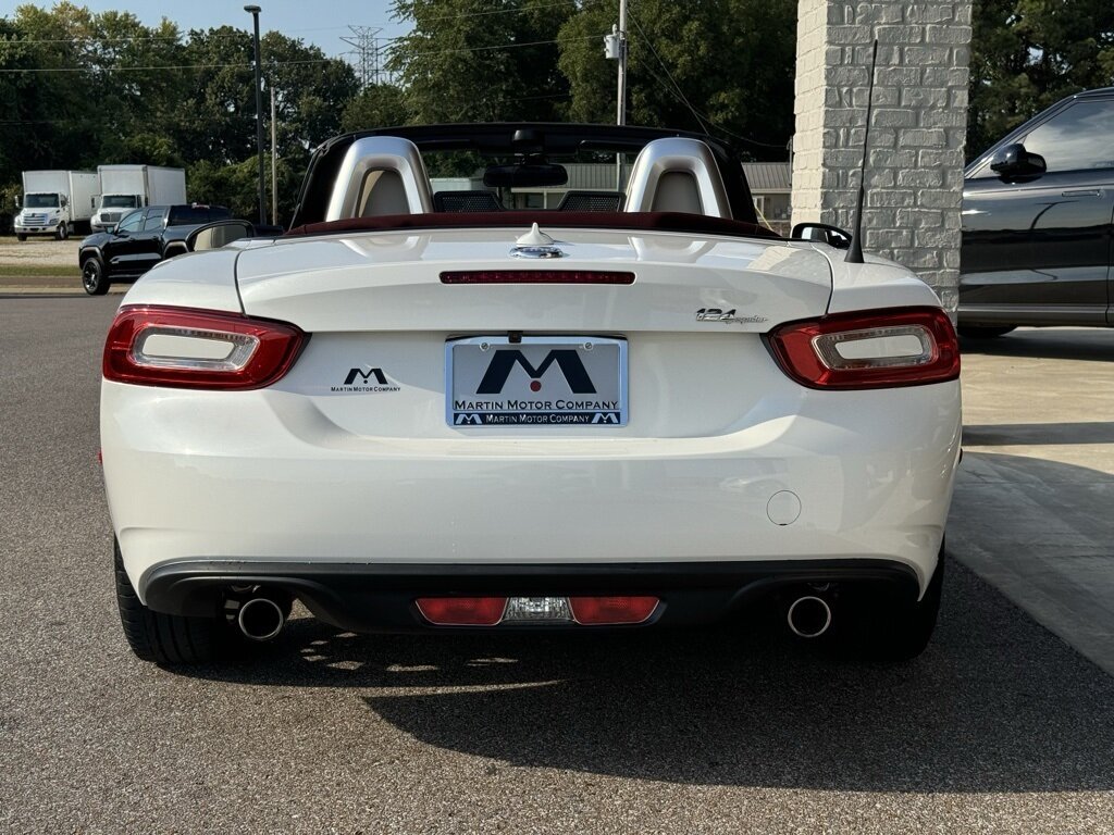 2019 FIAT 124 Spider Lusso   - Photo 18 - Martin, TN 38237