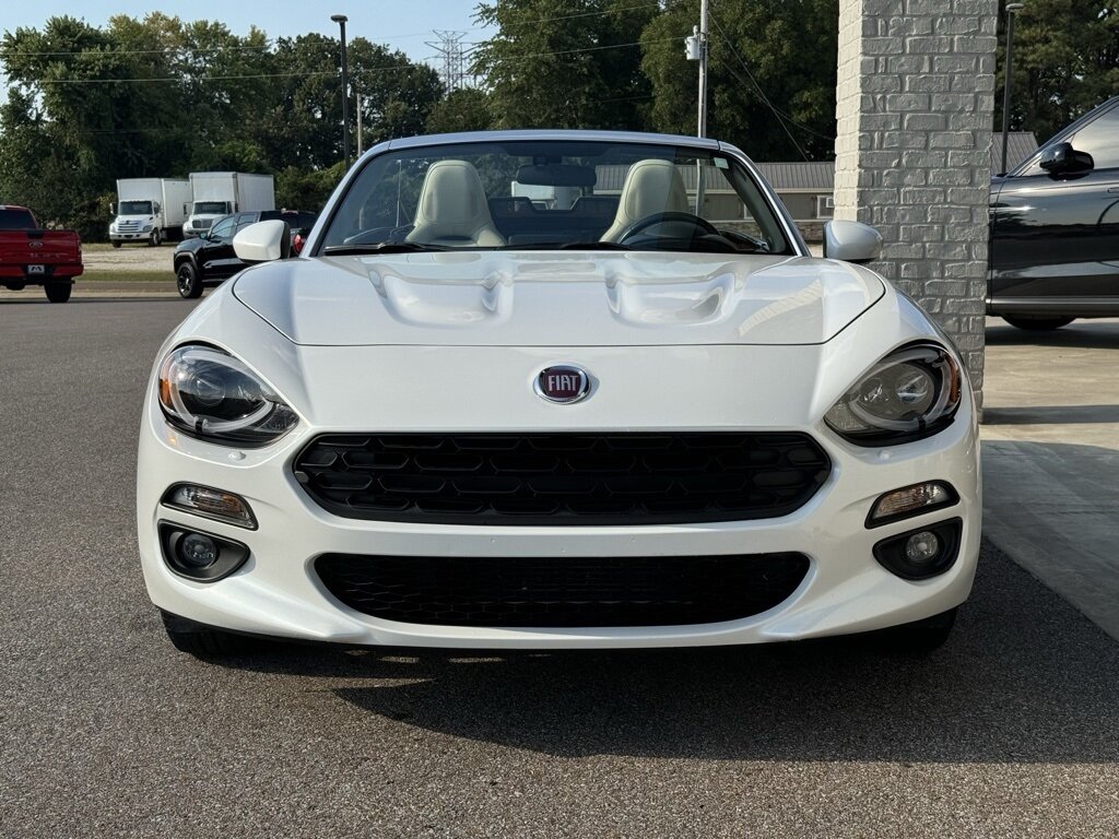 2019 FIAT 124 Spider Lusso   - Photo 27 - Martin, TN 38237