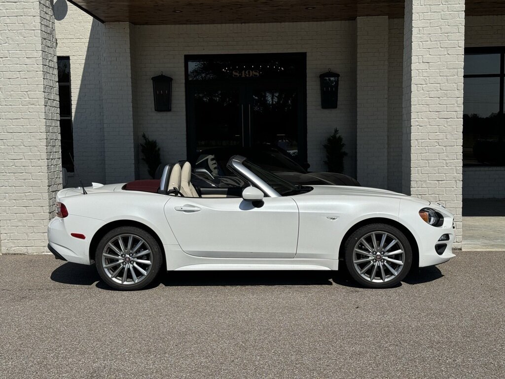 2019 FIAT 124 Spider Lusso   - Photo 46 - Martin, TN 38237