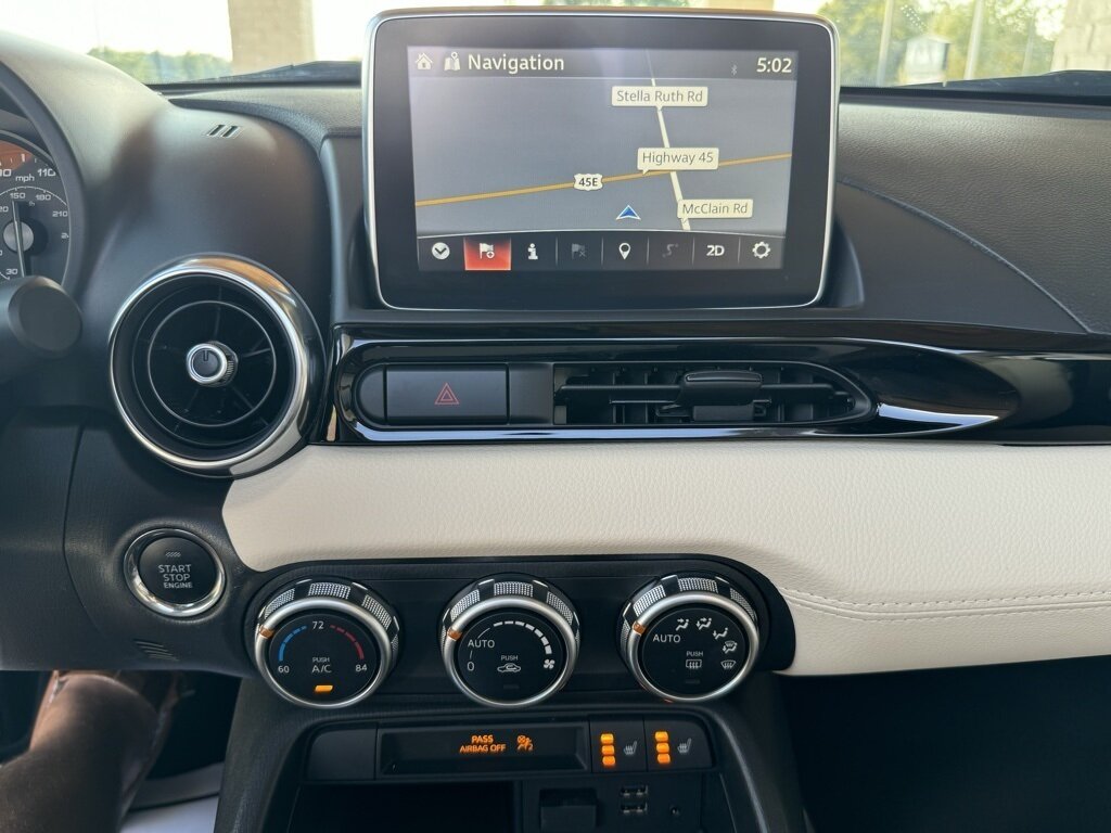 2019 FIAT 124 Spider Lusso   - Photo 36 - Martin, TN 38237