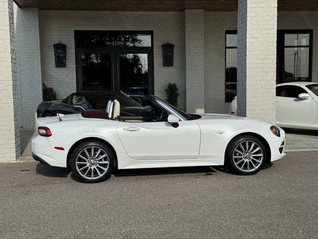 2019 FIAT 124 Spider Lusso   - Photo 21 - Martin, TN 38237