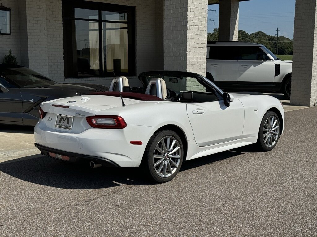 2019 FIAT 124 Spider Lusso   - Photo 57 - Martin, TN 38237