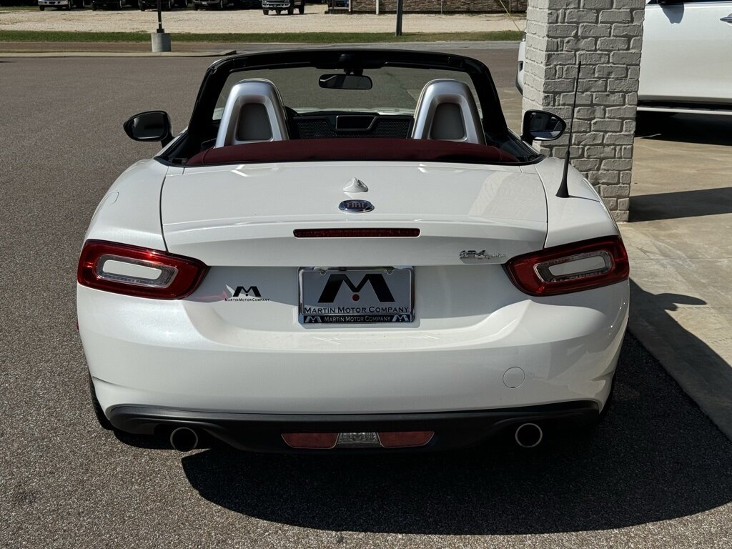 2019 FIAT 124 Spider Lusso   - Photo 56 - Martin, TN 38237