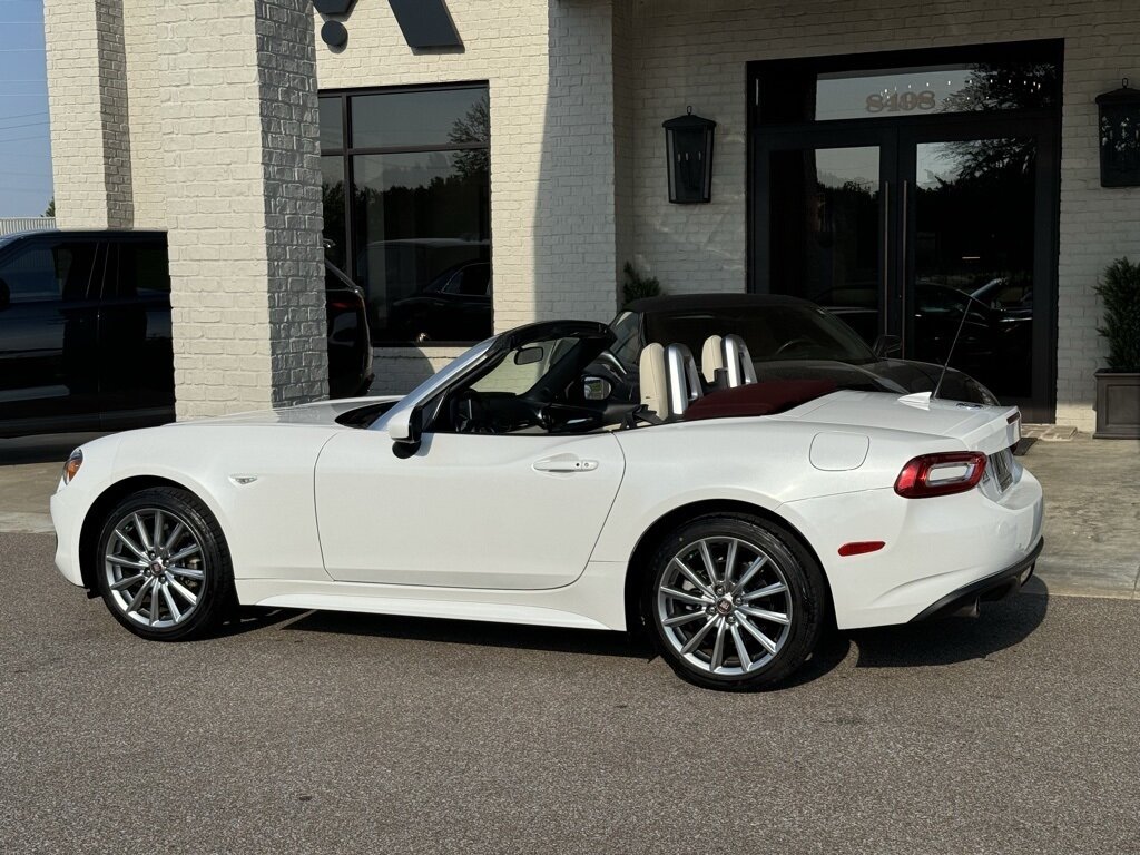 2019 FIAT 124 Spider Lusso   - Photo 15 - Martin, TN 38237