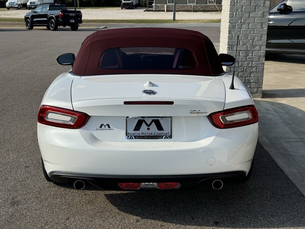 2019 FIAT 124 Spider Lusso   - Photo 10 - Martin, TN 38237