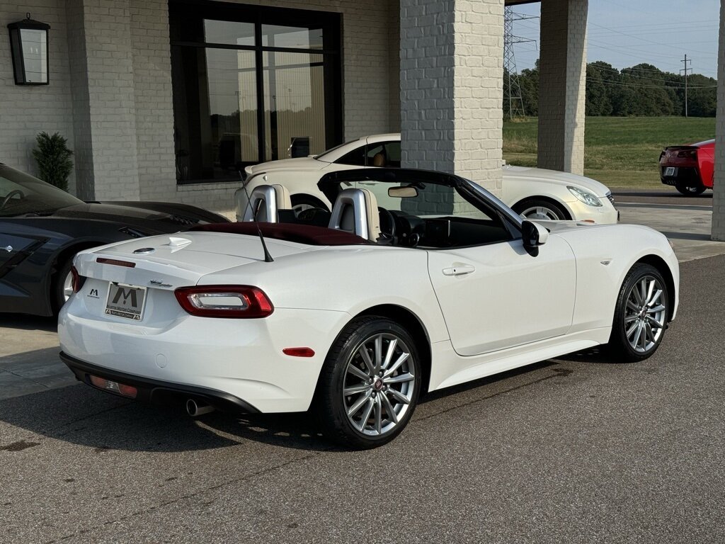 2019 FIAT 124 Spider Lusso   - Photo 19 - Martin, TN 38237