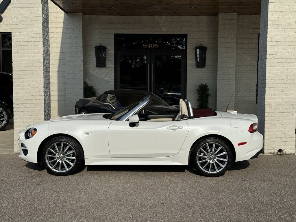 2019 FIAT 124 Spider Lusso   - Photo 14 - Martin, TN 38237