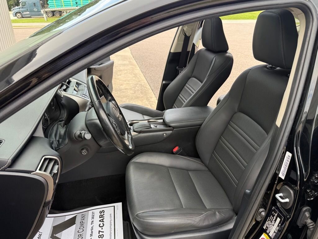 2016 Lexus NX 200t 200t - Photo 24 - Martin, TN 38237