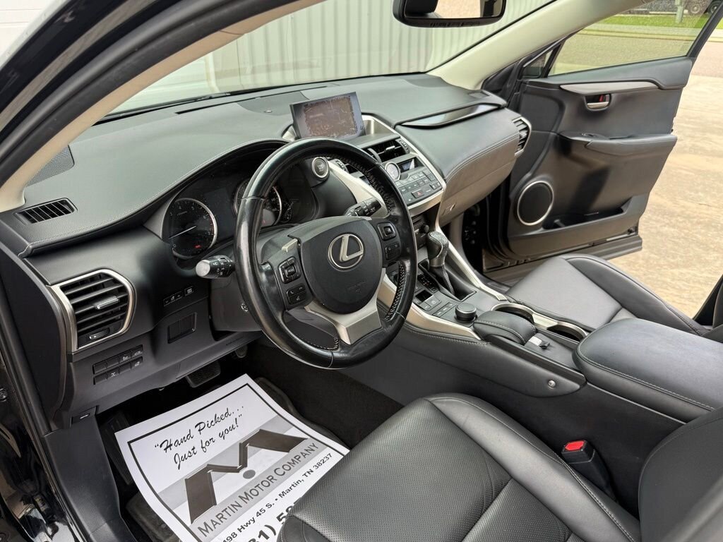 2016 Lexus NX 200t 200t - Photo 17 - Martin, TN 38237