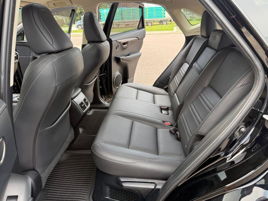 2016 Lexus NX 200t 200t - Photo 27 - Martin, TN 38237