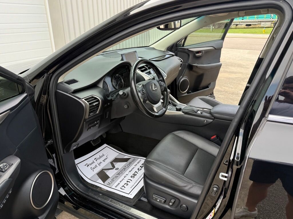 2016 Lexus NX 200t 200t - Photo 15 - Martin, TN 38237