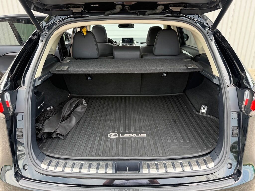 2016 Lexus NX 200t 200t - Photo 35 - Martin, TN 38237
