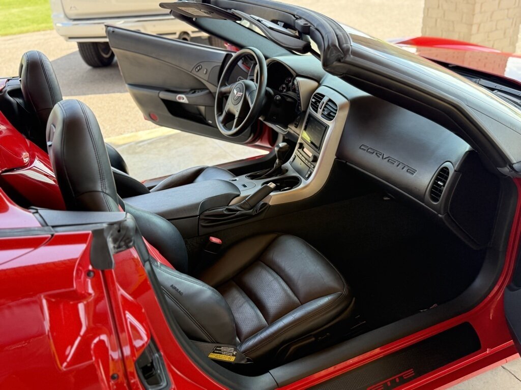 2005 Chevrolet Corvette   - Photo 28 - Martin, TN 38237