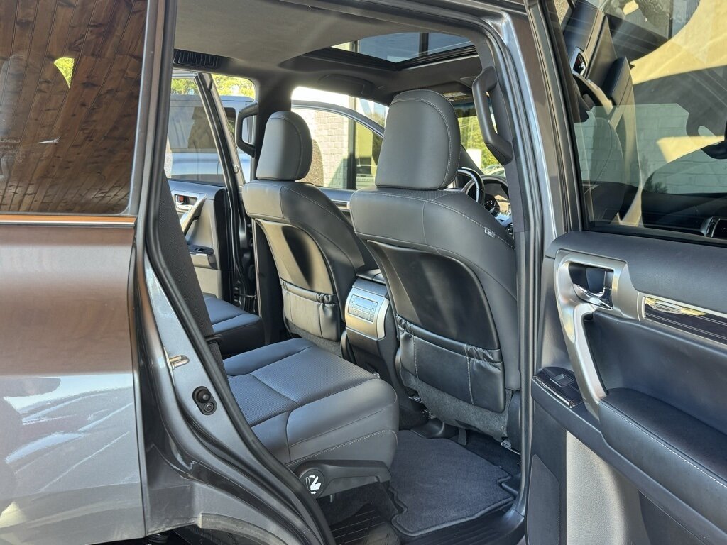 2021 Lexus GX 460 460   - Photo 43 - Martin, TN 38237