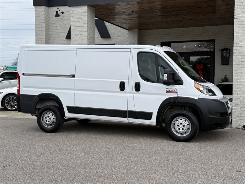 2020 Ram ProMaster 1500 Cargo Van photo 3
