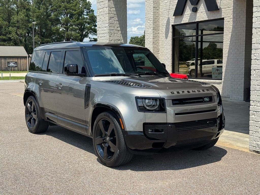 2023 Land Rover Defender X-Dynamic SE - Photo 18 - Martin, TN 38237