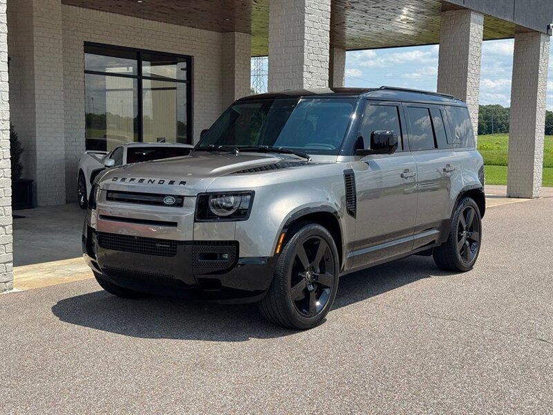 2023 Land Rover Defender X-Dynamic SE - Photo 3 - Martin, TN 38237