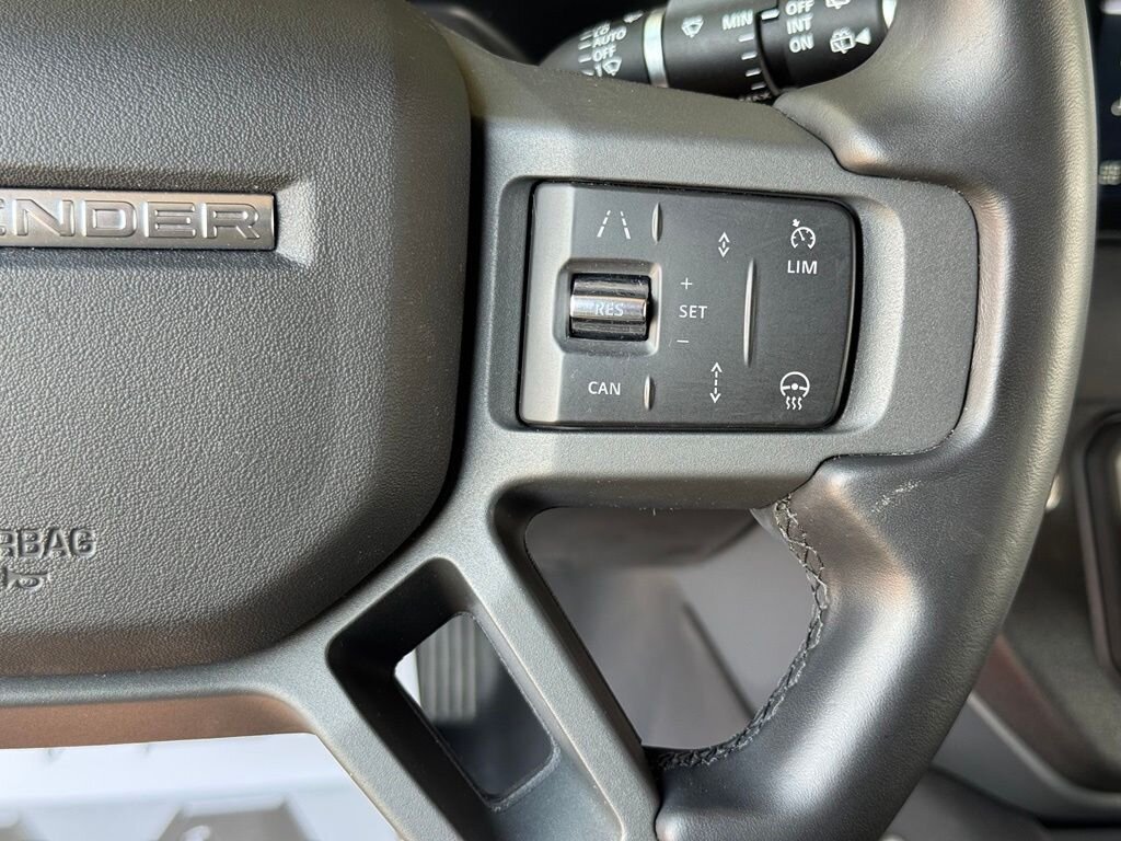 2023 Land Rover Defender X-Dynamic SE - Photo 25 - Martin, TN 38237