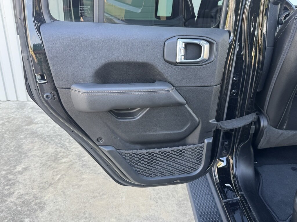 2021 Jeep Wrangler Unlimited Unlimited Sahara High Altitude 4xe - Photo 36 - Martin, TN 38237