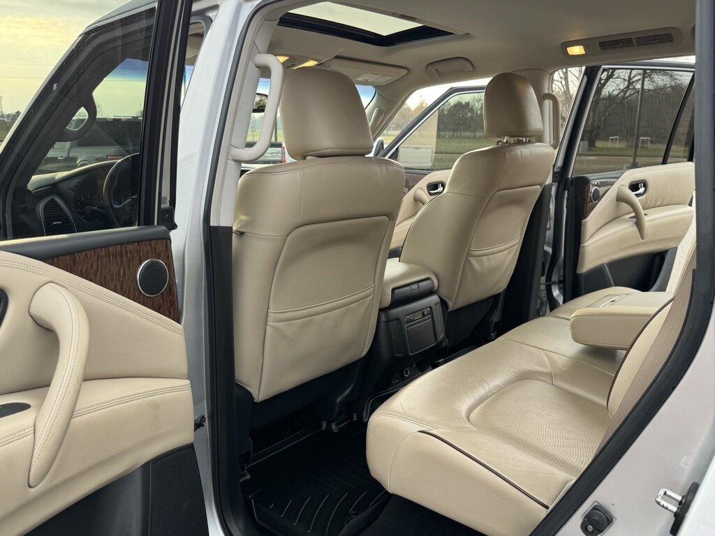 2017 Nissan Armada SL   - Photo 34 - Martin, TN 38237