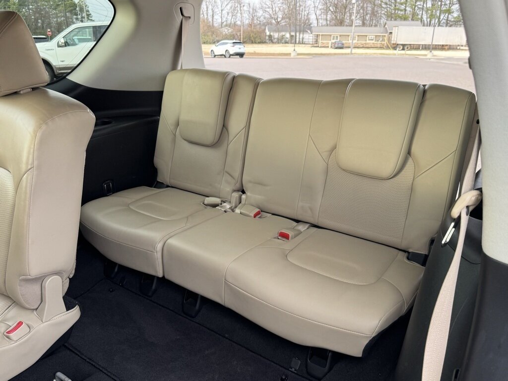 2017 Nissan Armada SL   - Photo 42 - Martin, TN 38237