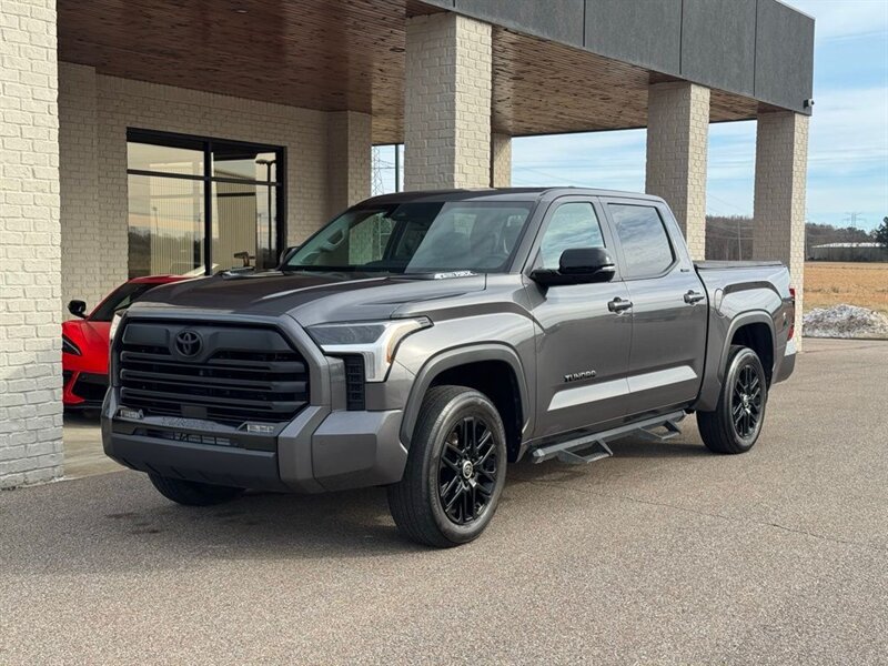 2024 Toyota Tundra Limited   - Photo 3 - Martin, TN 38237