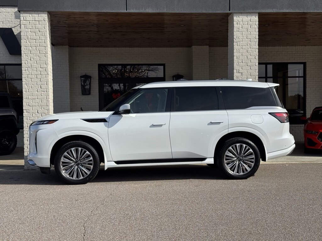 2025 INFINITI QX80 SENSORY   - Photo 6 - Martin, TN 38237