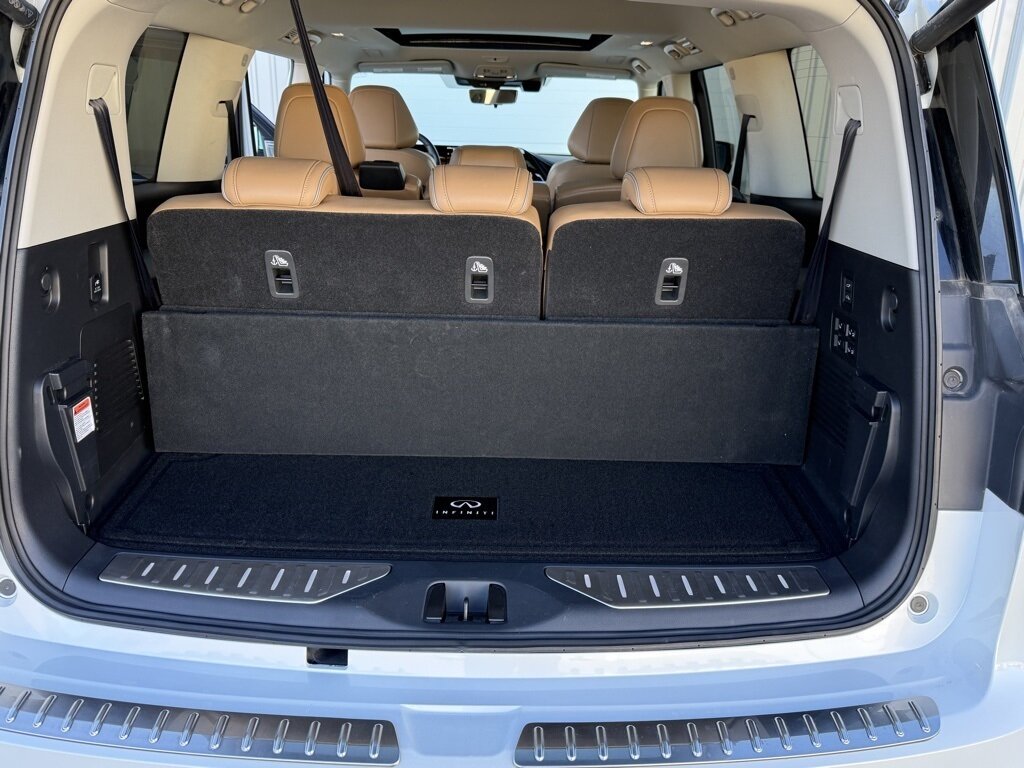2025 INFINITI QX80 SENSORY   - Photo 53 - Martin, TN 38237
