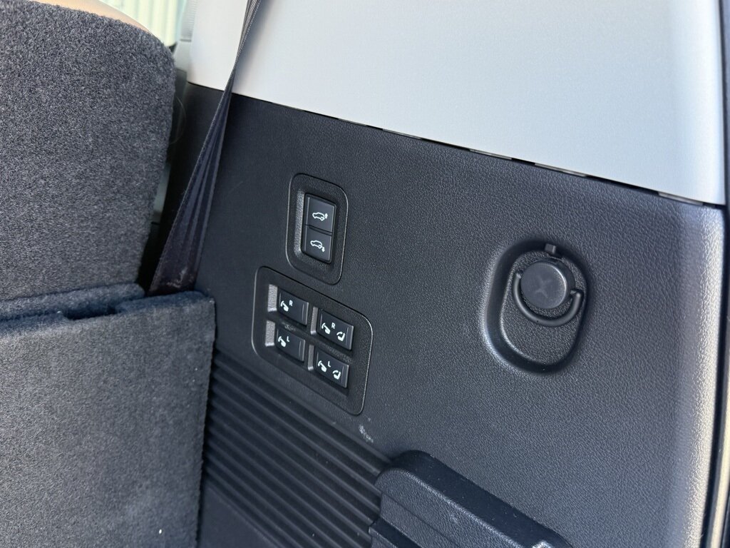 2025 INFINITI QX80 SENSORY   - Photo 52 - Martin, TN 38237