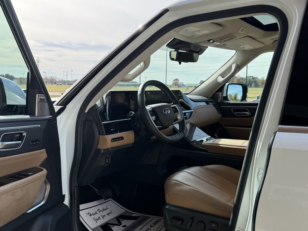 2025 INFINITI QX80 SENSORY   - Photo 65 - Martin, TN 38237