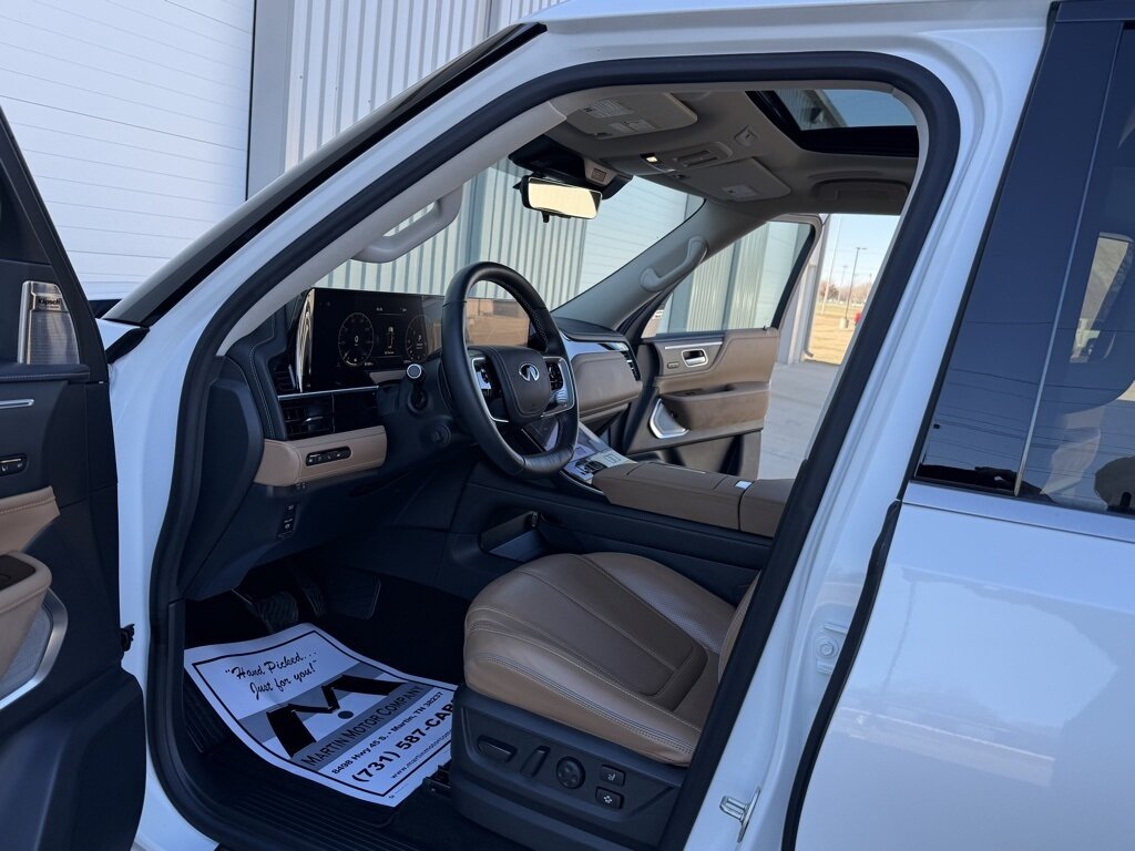2025 INFINITI QX80 SENSORY   - Photo 21 - Martin, TN 38237