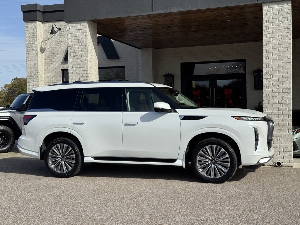 2025 INFINITI QX80 SENSORY   - Photo 62 - Martin, TN 38237