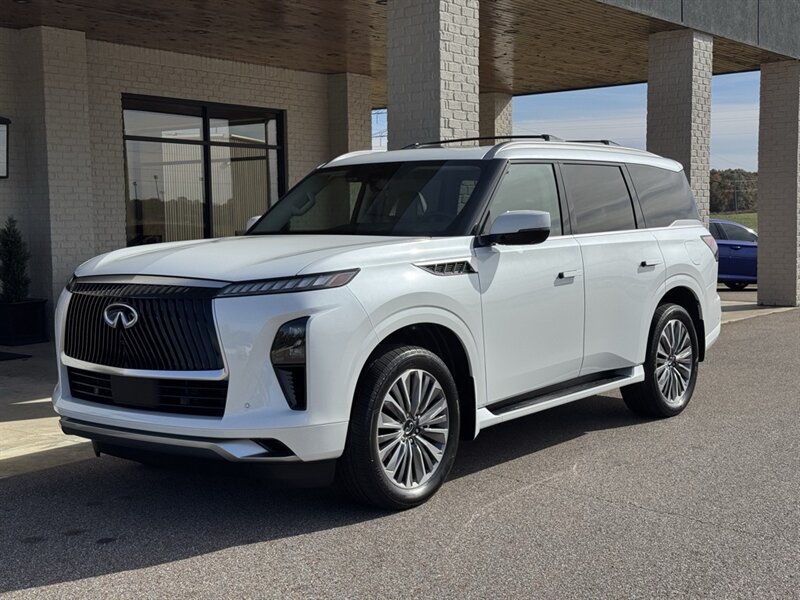 2025 Infiniti QX80 Sensory photo 3