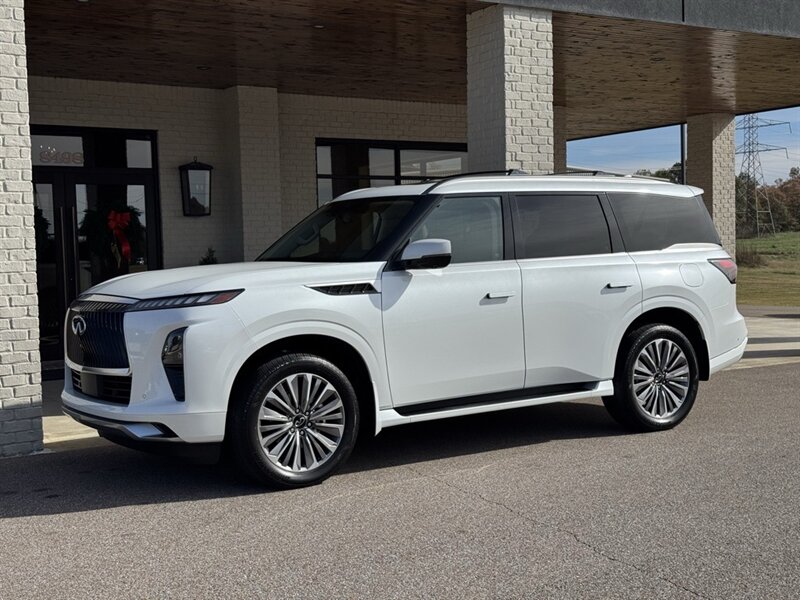 2025 INFINITI QX80 SENSORY   - Photo 4 - Martin, TN 38237