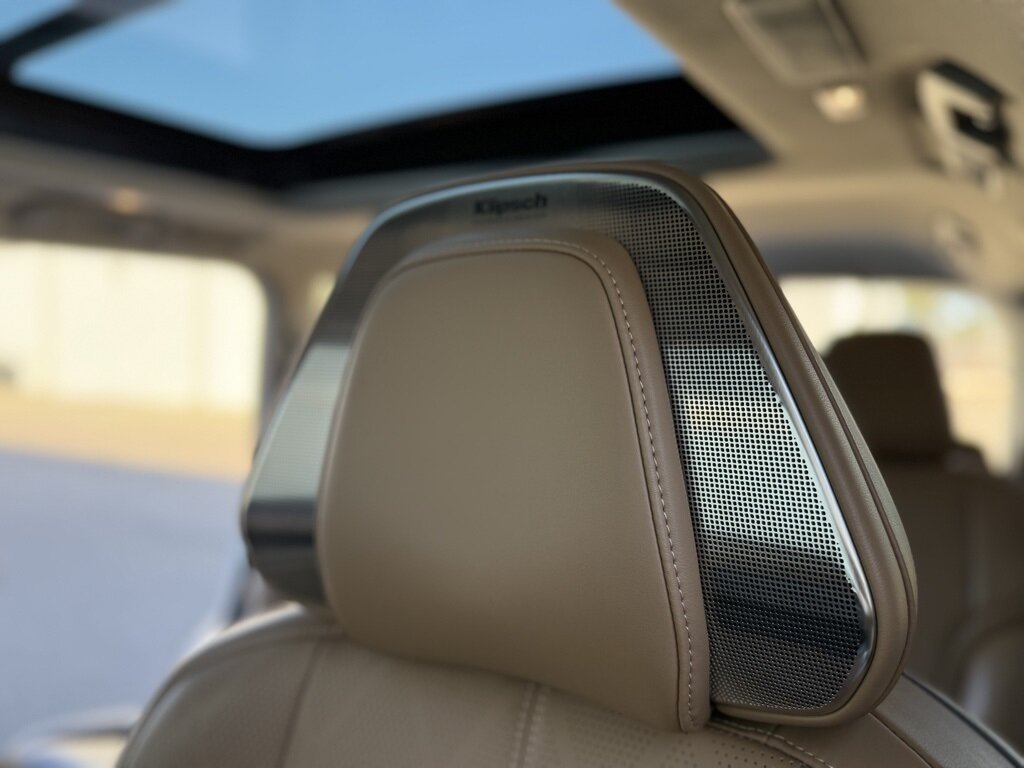 2025 INFINITI QX80 SENSORY   - Photo 36 - Martin, TN 38237