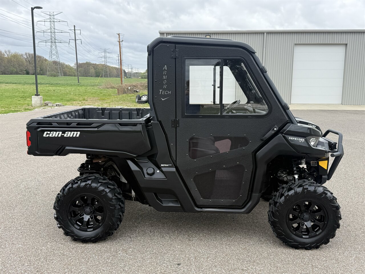 2023 Can-Am Defender XT HD10   - Photo 8 - Martin, TN 38237
