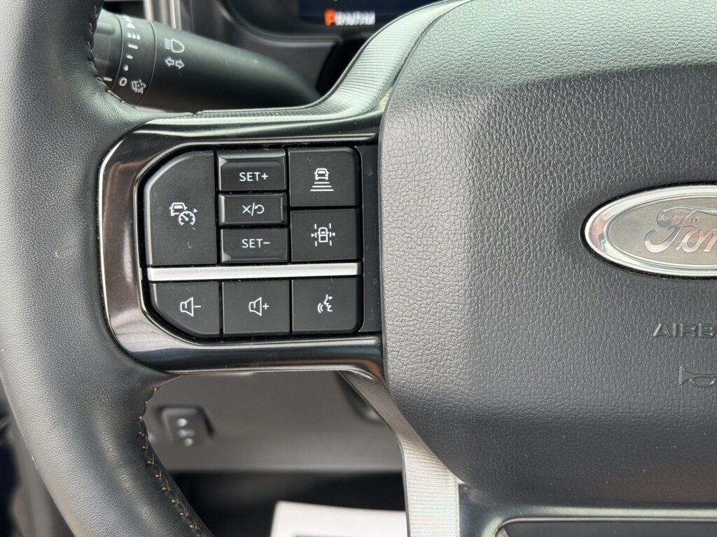 2024 Ford F-250 Platinum photo 27