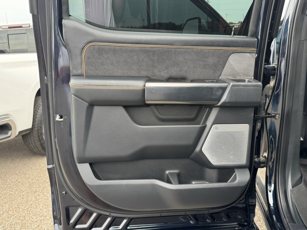 2024 Ford F-250 Platinum photo 41